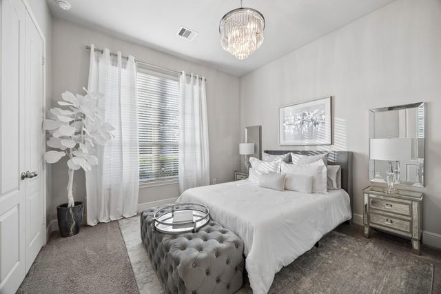 631 Aquilla Square, Webster, TX 77598