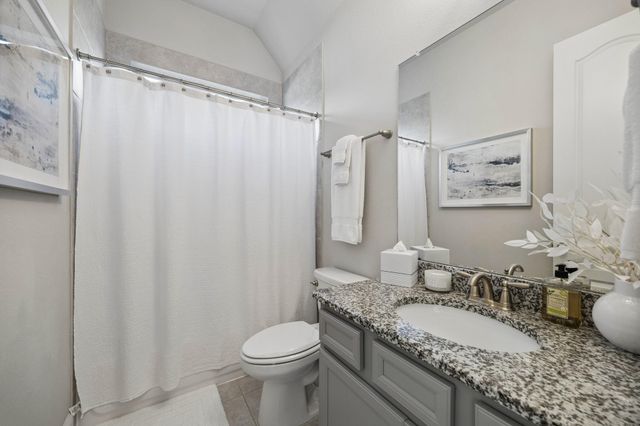 631 Aquilla Square, Webster, TX 77598