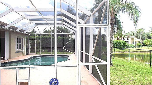 3945 Diamond Chip Court, Wellington, FL 33414