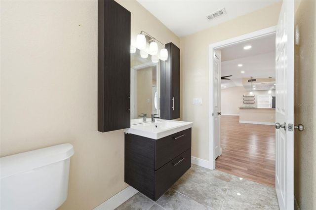 132 SAGEWOOD COURT, Apopka, FL 32703