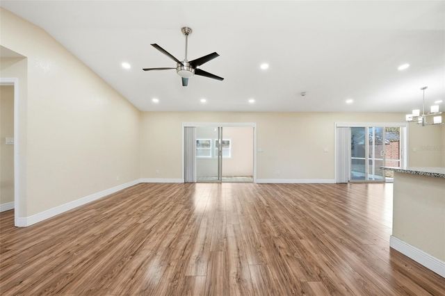 132 SAGEWOOD COURT, Apopka, FL 32703