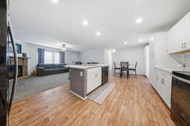 650 Lone Star Road, Whitesboro, TX 76273