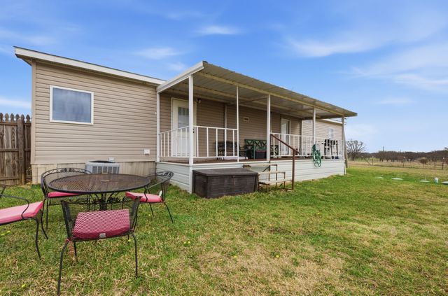 650 Lone Star Road, Whitesboro, TX 76273