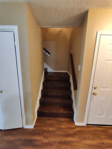 130 Country Bend Drive, Duncanville, TX 75137