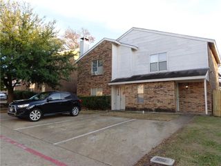 130 Country Bend Drive, Duncanville, TX 75137