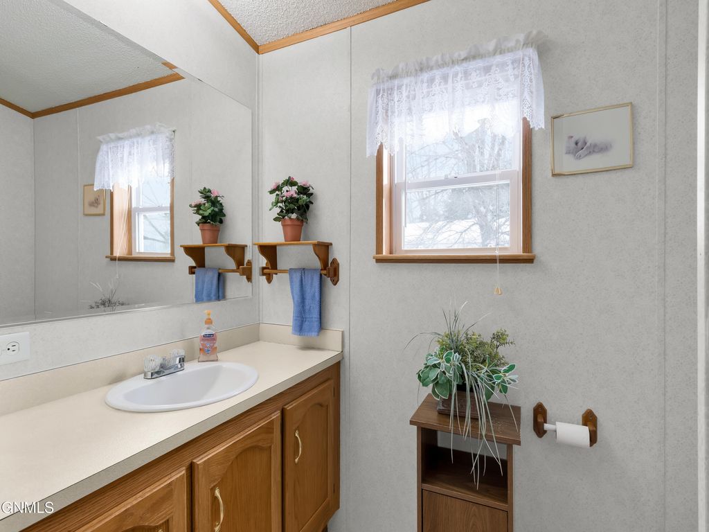 314 Sussex Street, Bismarck, ND 58504 photo 23