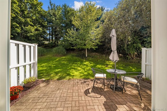 203 Windward Court N, Port Jefferson, NY 11777