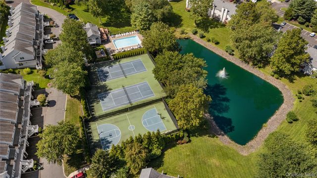 203 Windward Court N, Port Jefferson, NY 11777
