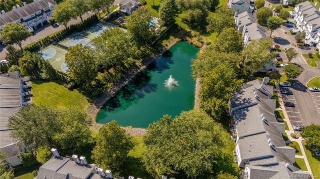 203 Windward Court N, Port Jefferson, NY 11777
