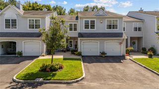 203 Windward Court N, Port Jefferson, NY 11777