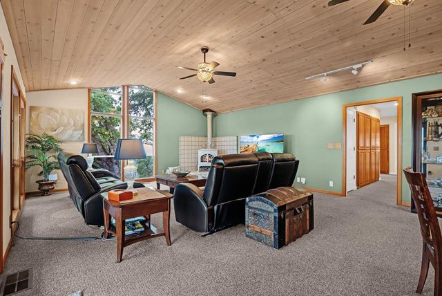 8641 Riverwood Dr, Placerville, CA 95667