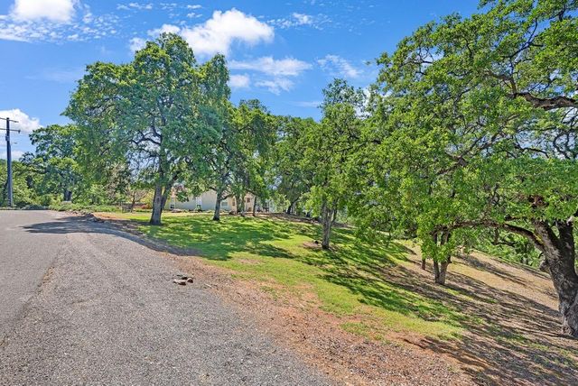 8641 Riverwood Dr, Placerville, CA 95667