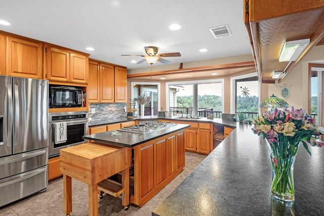 8641 Riverwood Dr, Placerville, CA 95667