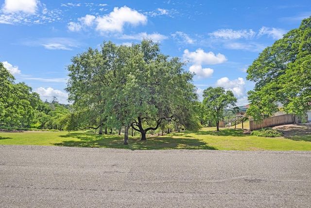 8641 Riverwood Dr, Placerville, CA 95667