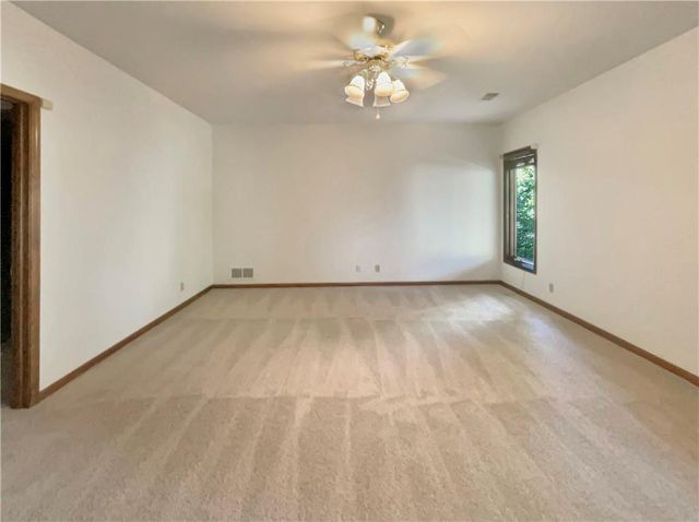 4940 Alden Street, Shawnee, KS 66216