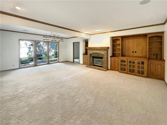 4940 Alden Street, Shawnee, KS 66216