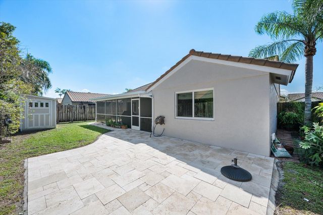 15541 Dover Court, Davie, FL 33331