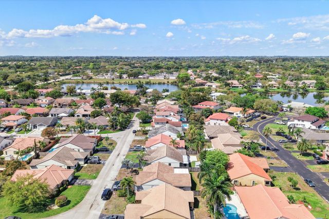 15541 Dover Court, Davie, FL 33331