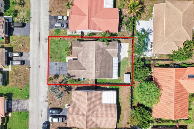 15541 Dover Court, Davie, FL 33331