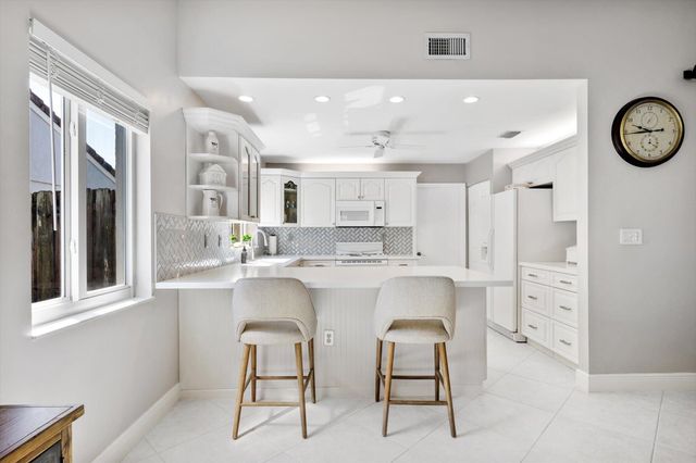 15541 Dover Court, Davie, FL 33331