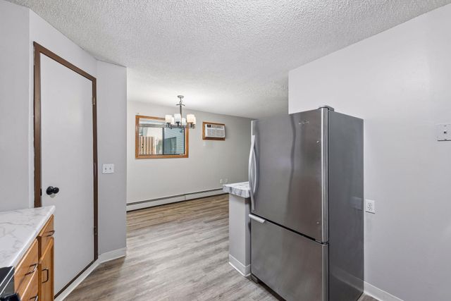7410 72nd Lane N, Brooklyn Park, MN 55428