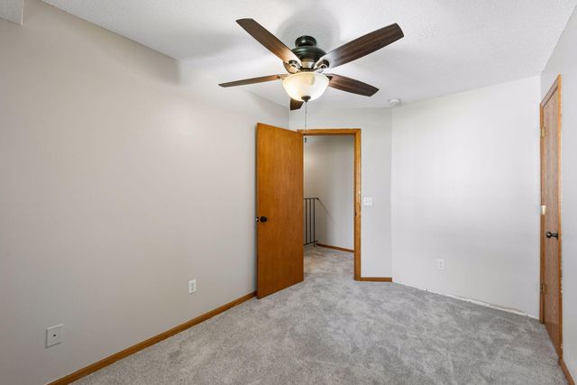 7410 72nd Lane N, Brooklyn Park, MN 55428