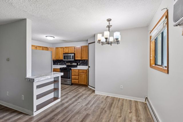 7410 72nd Lane N, Brooklyn Park, MN 55428