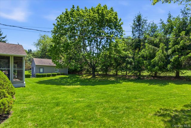 11 Mimosa Place, Shelter Island, NY 11964