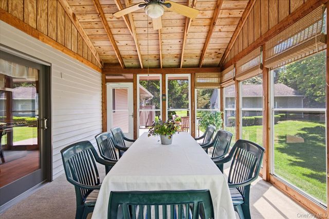 11 Mimosa Place, Shelter Island, NY 11964