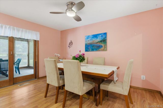 11 Mimosa Place, Shelter Island, NY 11964