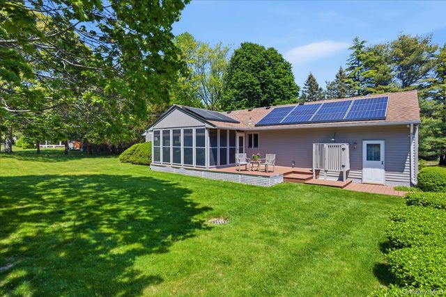 11 Mimosa Place, Shelter Island, NY 11964