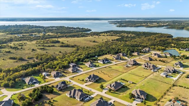 3930 Clear Water Lane, Nevada, TX 75173