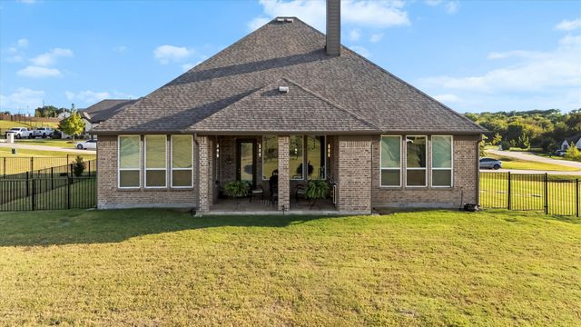 3930 Clear Water Lane, Nevada, TX 75173