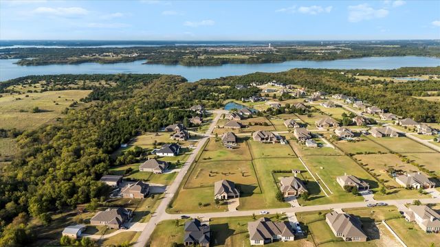 3930 Clear Water Lane, Nevada, TX 75173