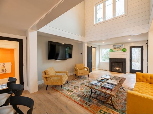 9 Puritan Way, Duxbury, MA 02332