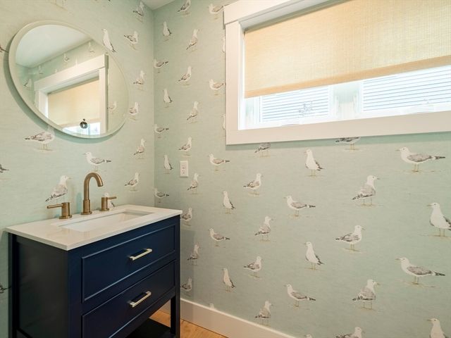 9 Puritan Way, Duxbury, MA 02332