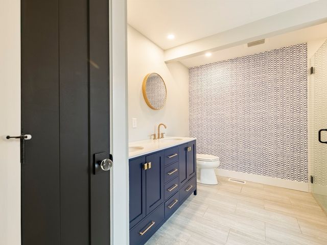 9 Puritan Way, Duxbury, MA 02332