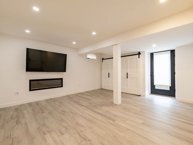 9 Puritan Way, Duxbury, MA 02332