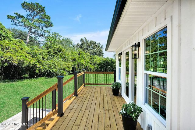 701 Pine Valley Drive, Wilmington, NC 28412