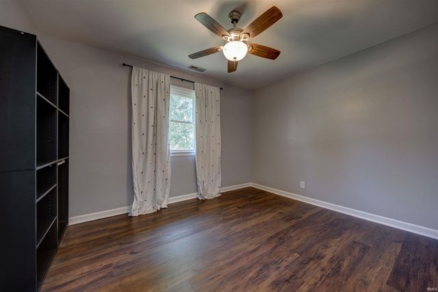 455 Les Drive, Chandler, IN 47610