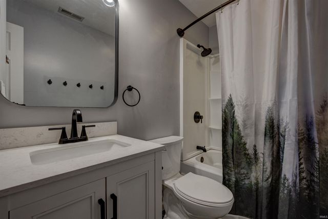 455 Les Drive, Chandler, IN 47610
