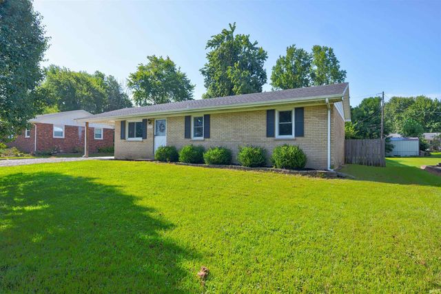 455 Les Drive, Chandler, IN 47610