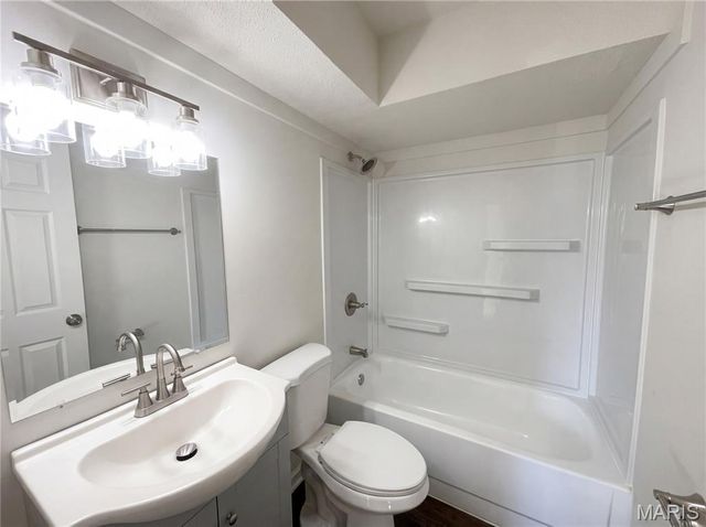 201 Allen Drive, O'fallon, MO 63366