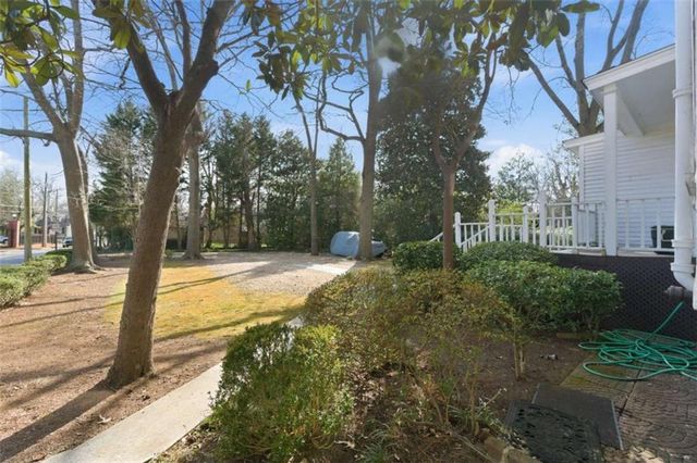 1720 Rugby Avenue, College Park, GA 30337