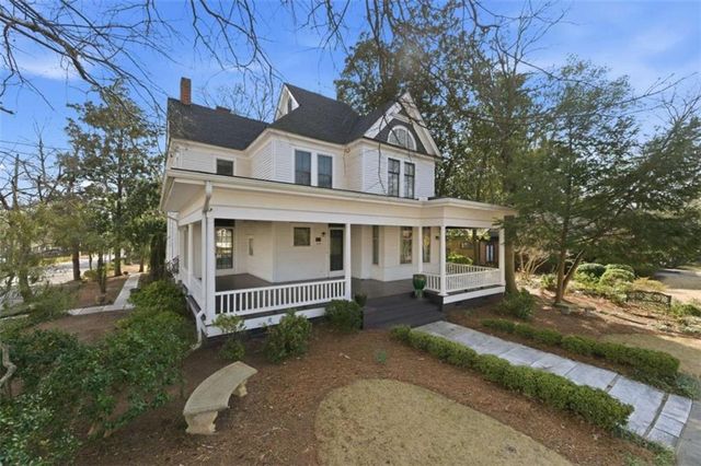 1720 Rugby Avenue, College Park, GA 30337