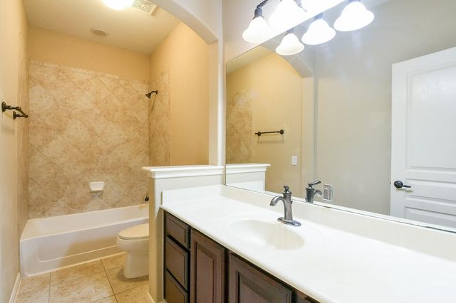 1619 Ralston Branch Way, Sugar Land, TX 77479