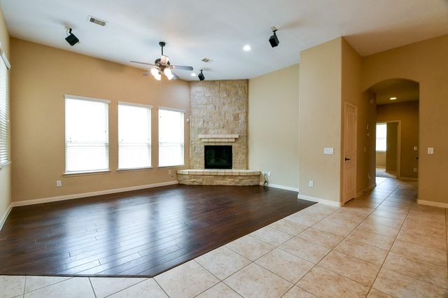 1619 Ralston Branch Way, Sugar Land, TX 77479