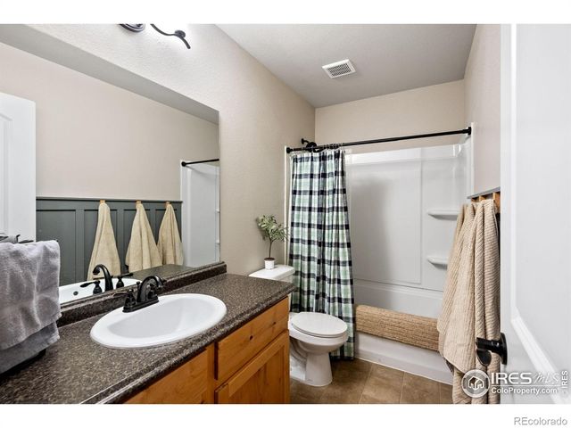 2076 Peach Blossom Drive, Windsor, CO 80550