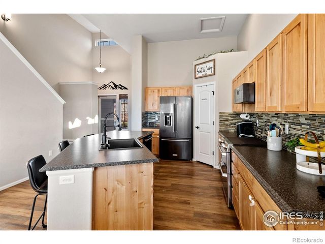 2076 Peach Blossom Drive, Windsor, CO 80550