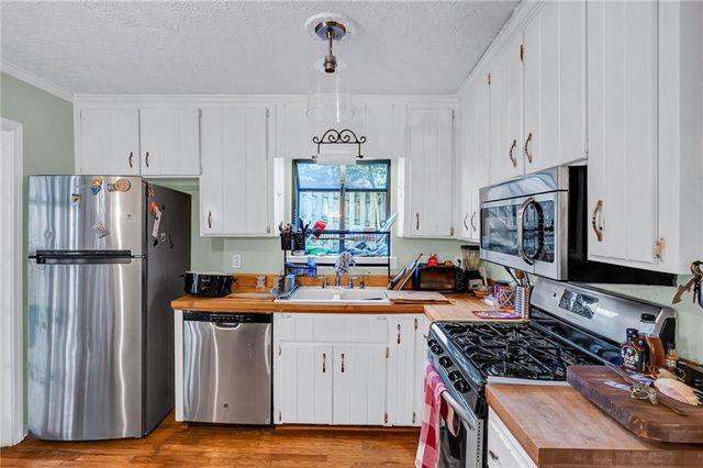 2894 Mcpherson NE Road, Roswell, GA 30075